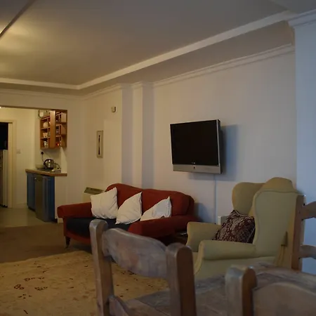 2 Bedroom With 2 Balconies In Sleeps 4 *